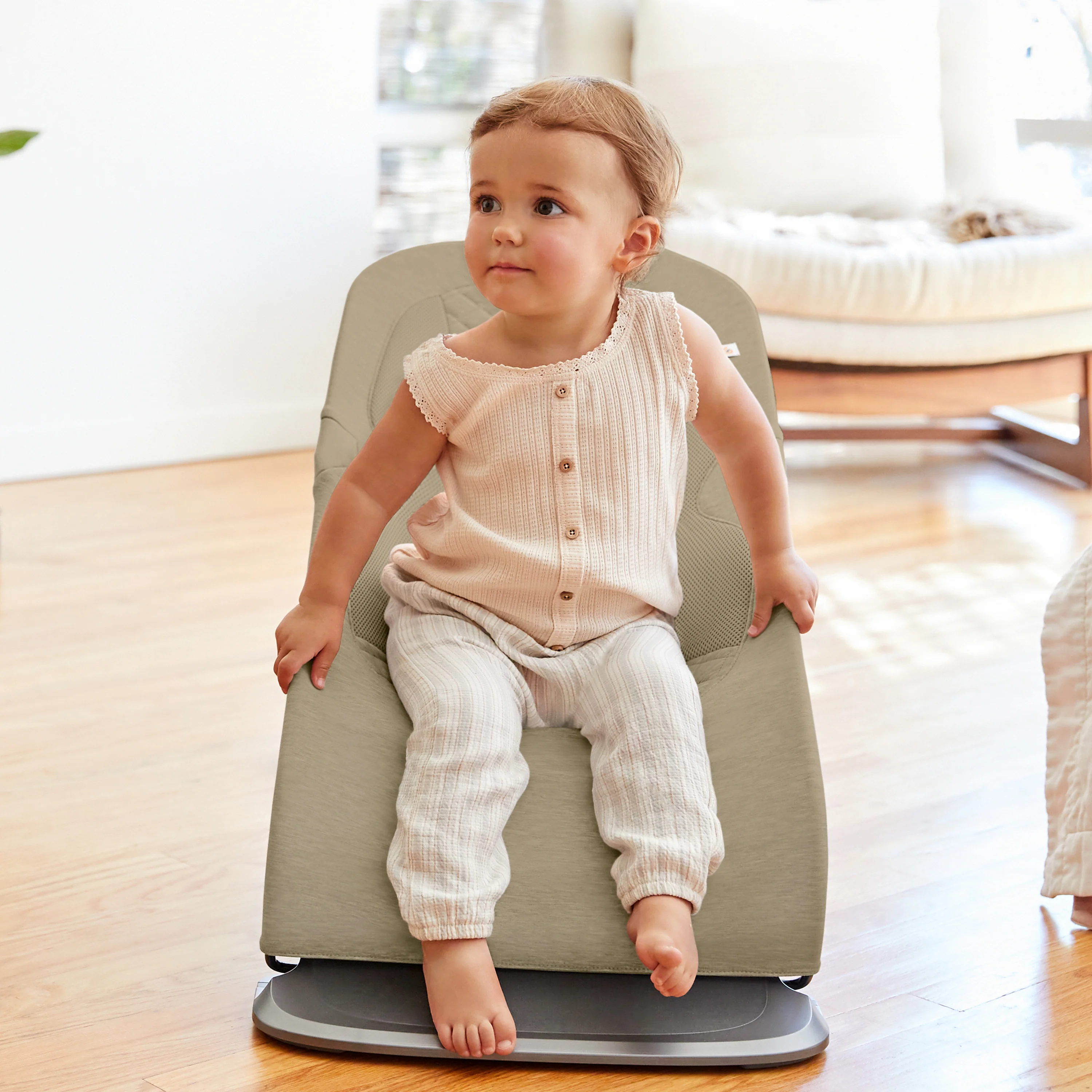 Evolve 3 in 1 Bouncer - Soft Olive - Image 3