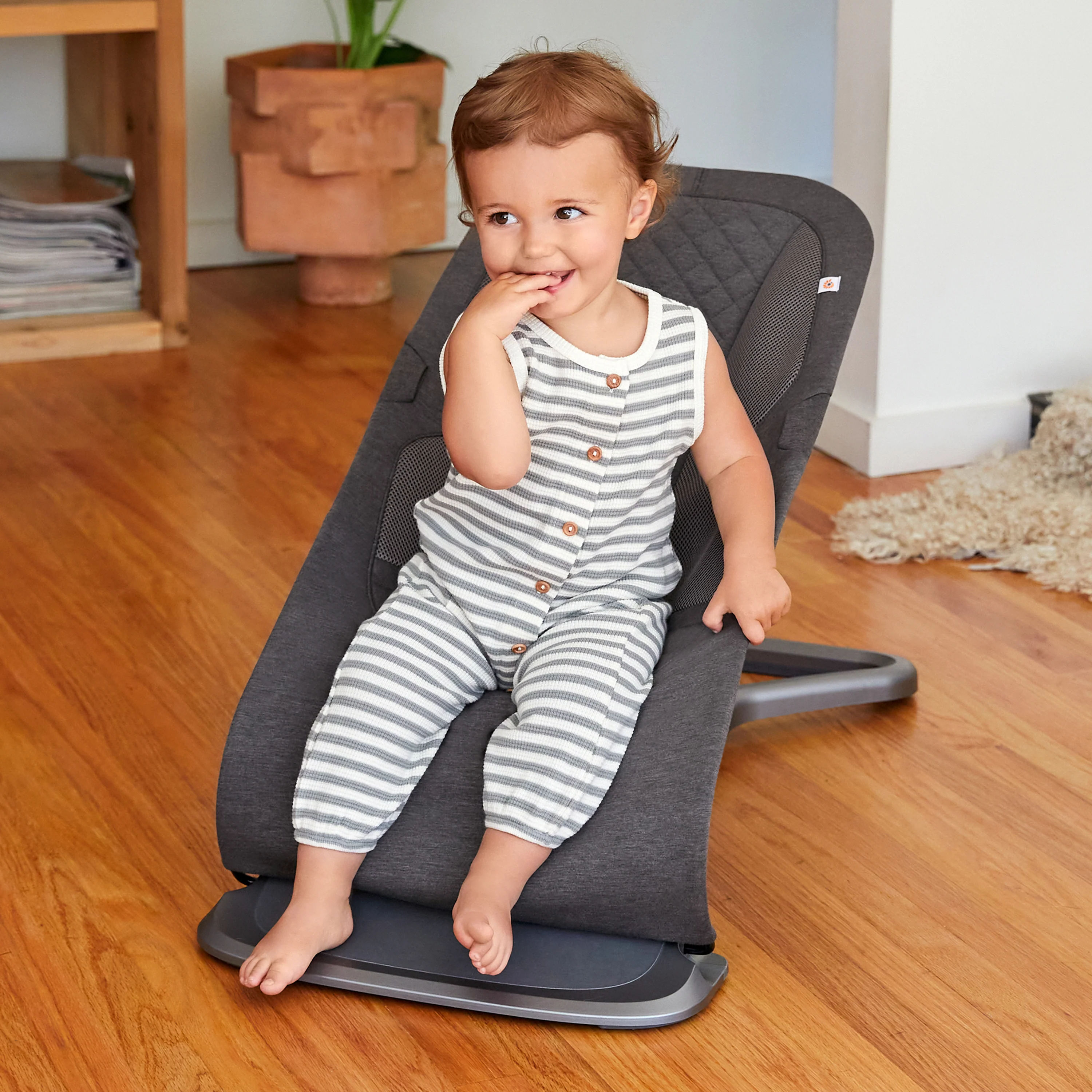 Evolve 3 in 1 Bouncer - Charcoal Grey - Image 3
