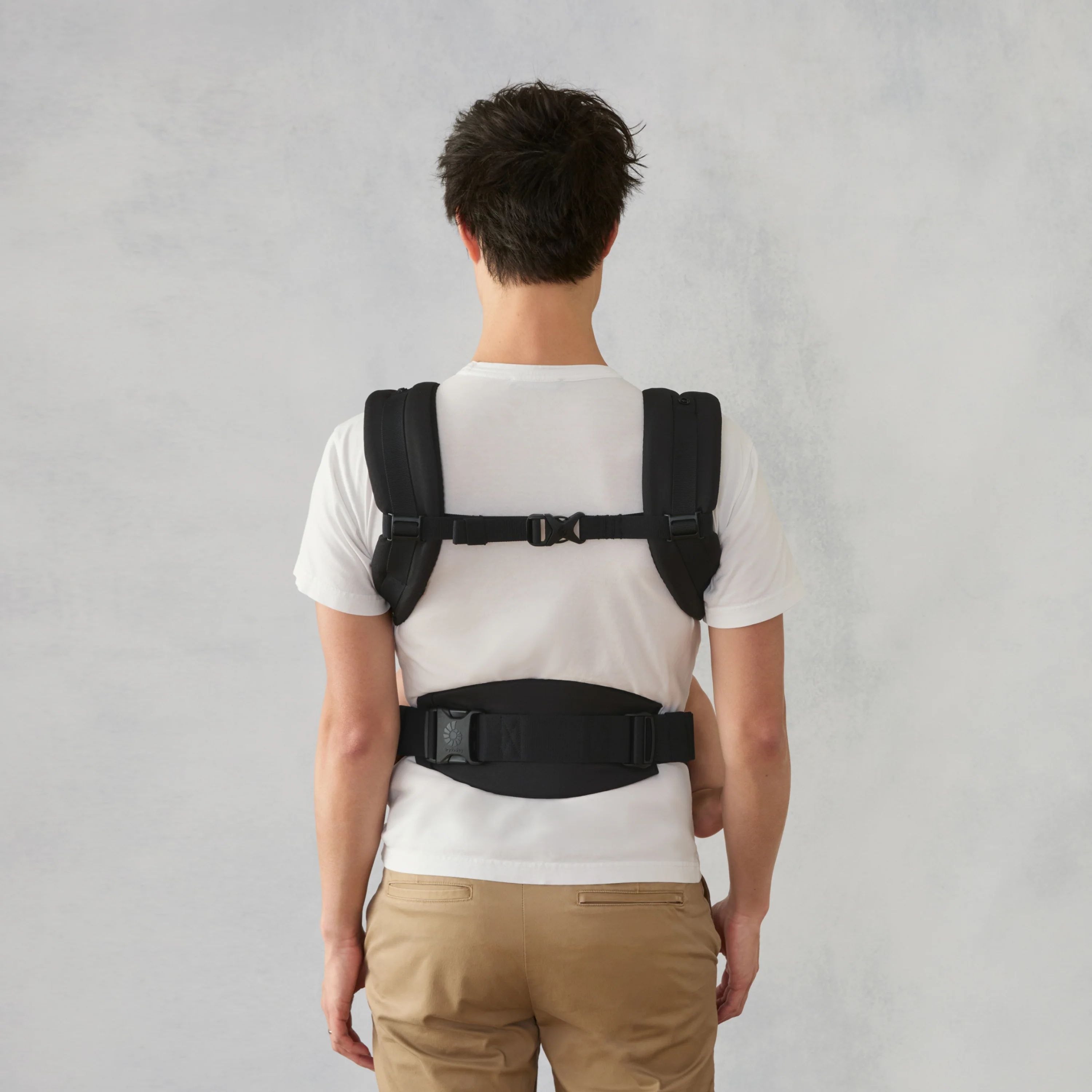 Omni Classic Mesh Baby Carrier - Onyx Black - Image 5