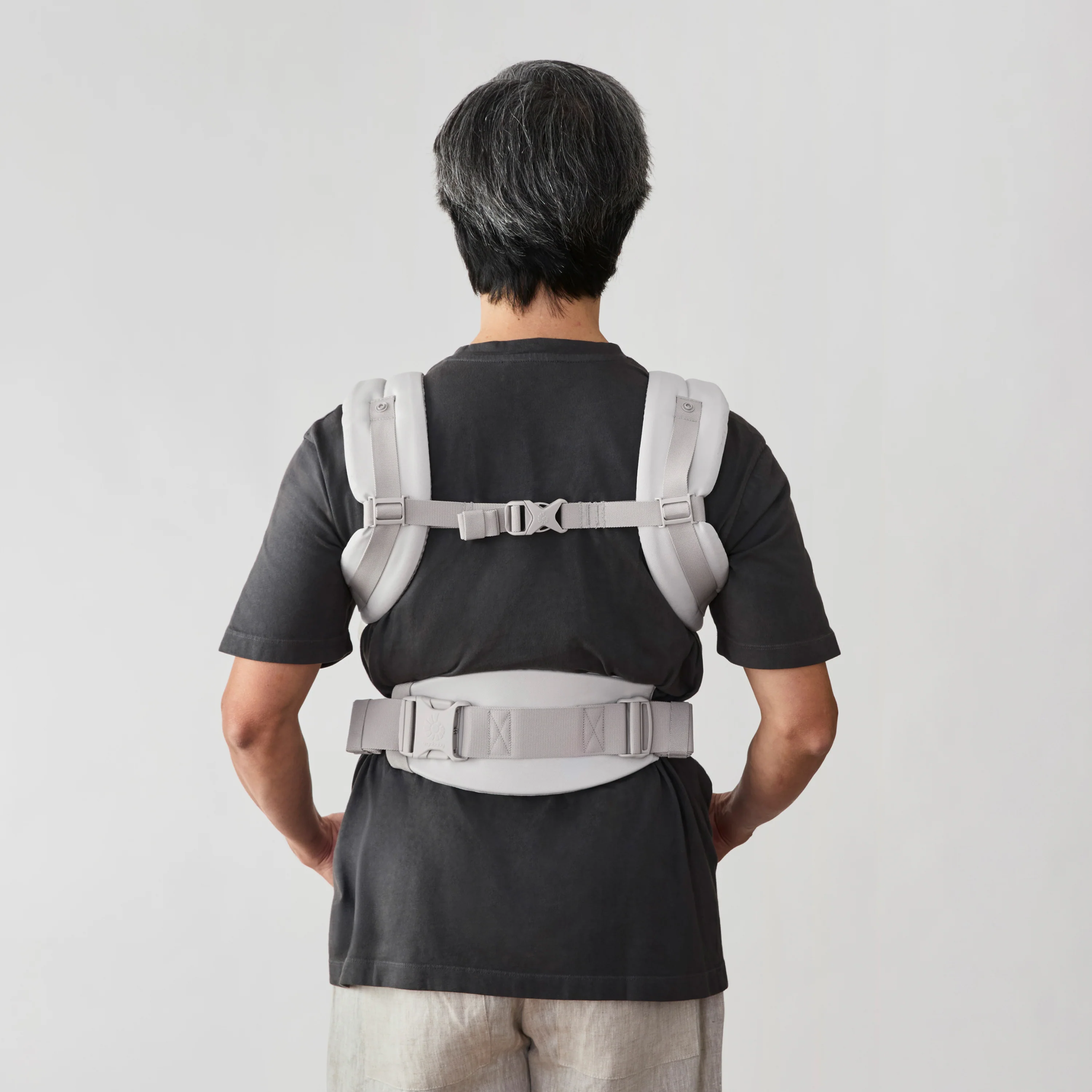 Omni Classic Mesh Baby Carrier - Pearl Grey - Image 5