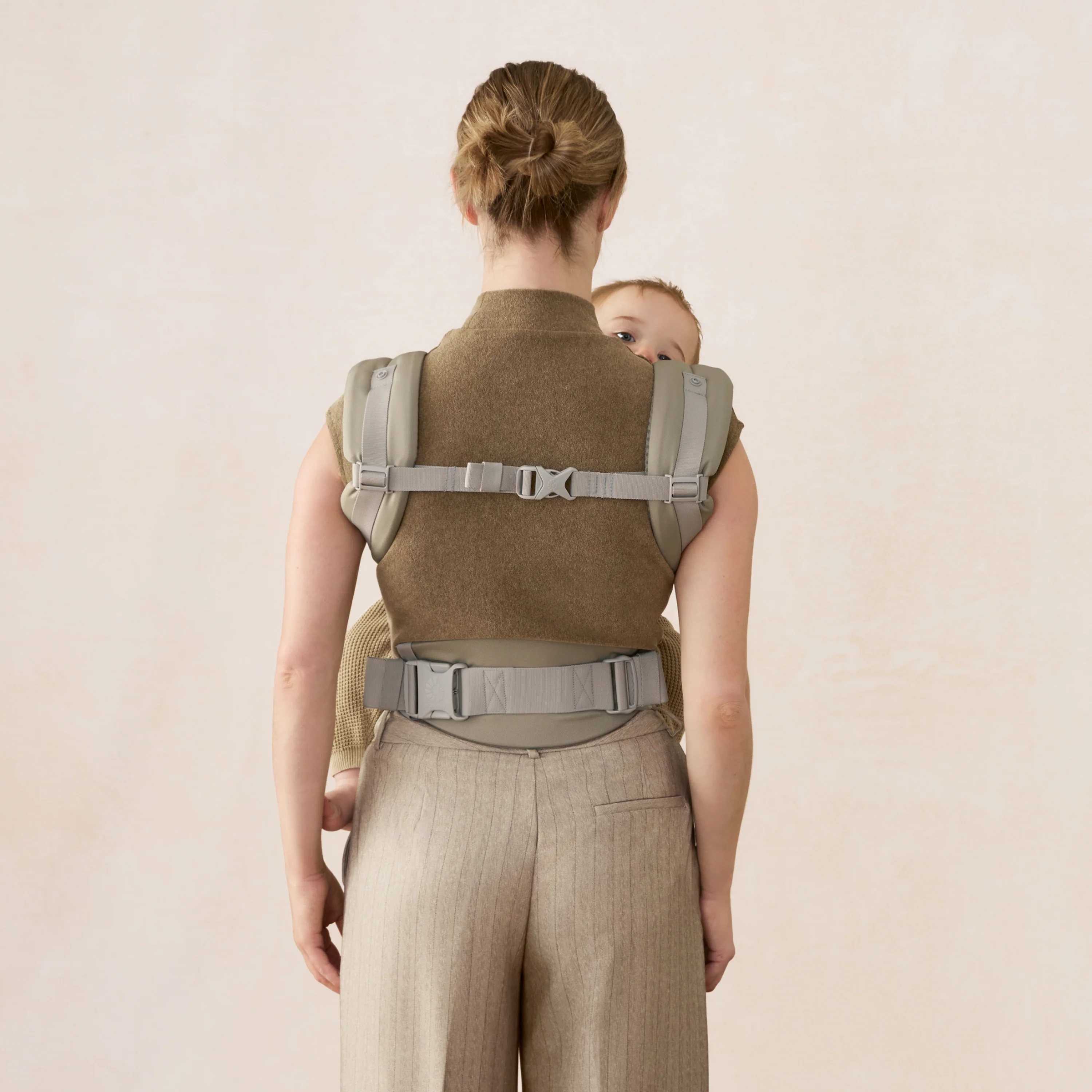 Omni Classic Mesh Baby Carrier - Soft Olive - Image 5